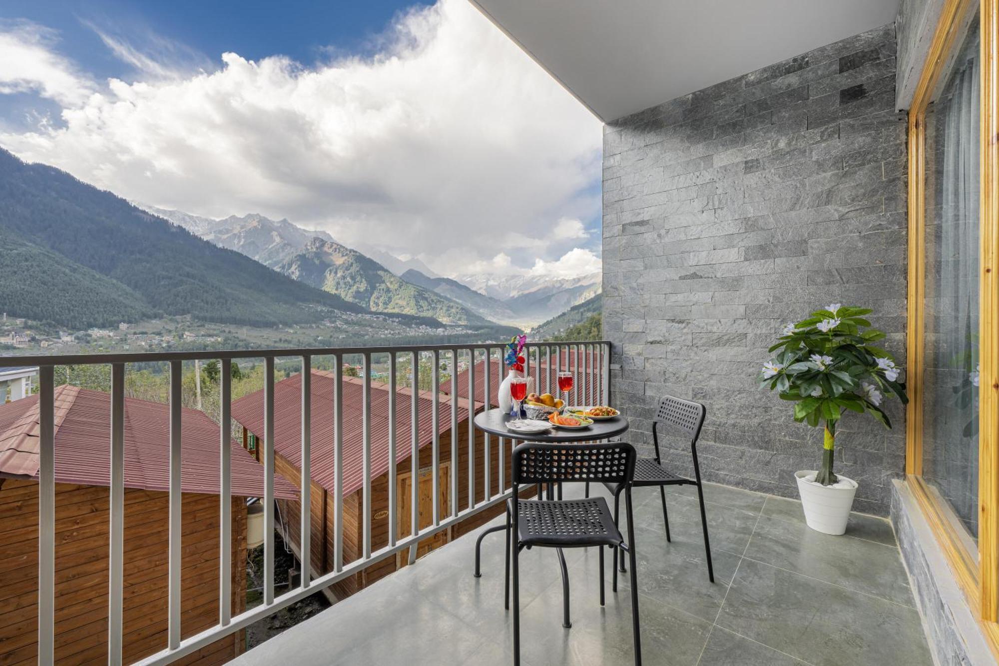 Echor Himalayan Heights Luxe Manali Hotel Exterior photo