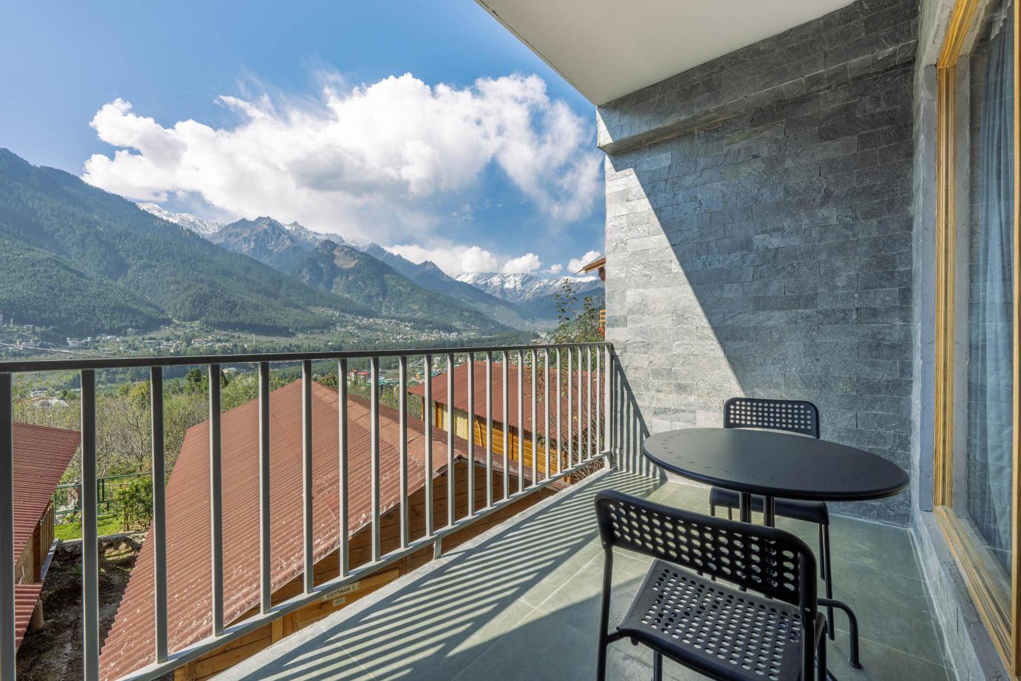 Echor Himalayan Heights Luxe Manali Hotel Exterior photo